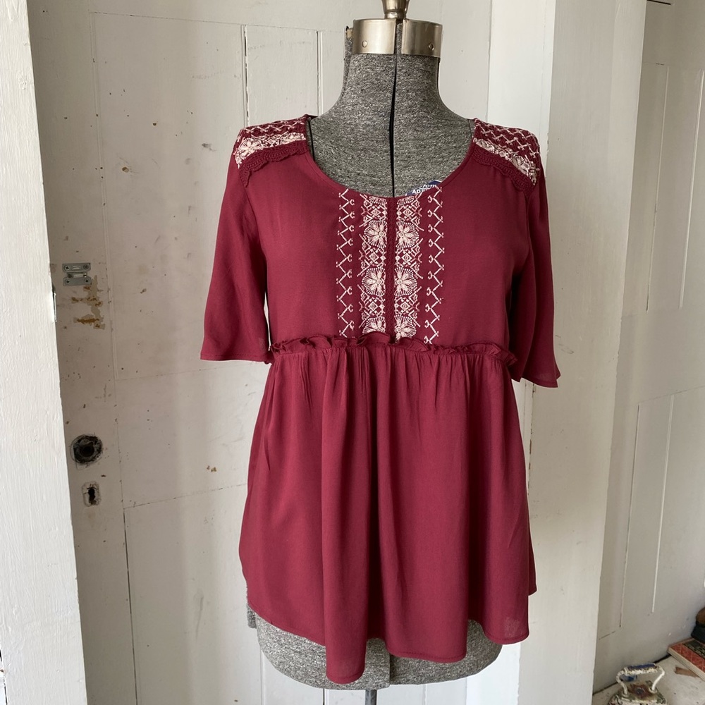 Knox Rose Embroidered BoHo Top